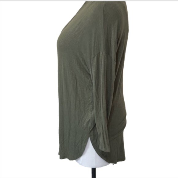 Old Navy - NWT Women's XL Long Sleeve Tee Shirt Dolman Sleeve Olive Green - Picture 3 of 9